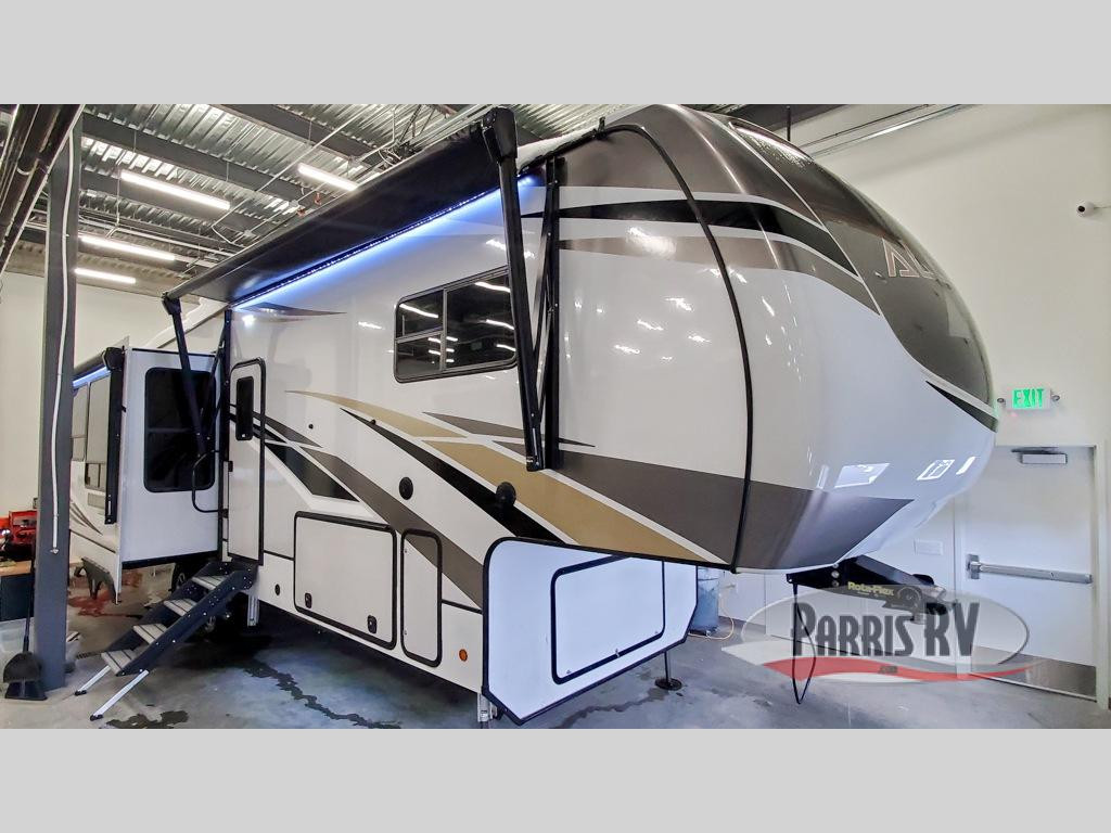 Alliance RV Paradigm Fifth Wheel exterior